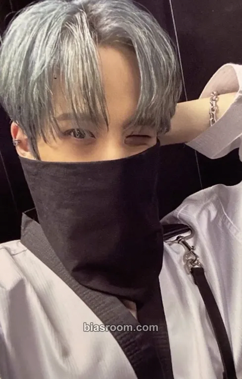 Yunho THE WORLD EP.FIN : WILL Photocard - ATEEZ - ATEEZ K-pop photocard