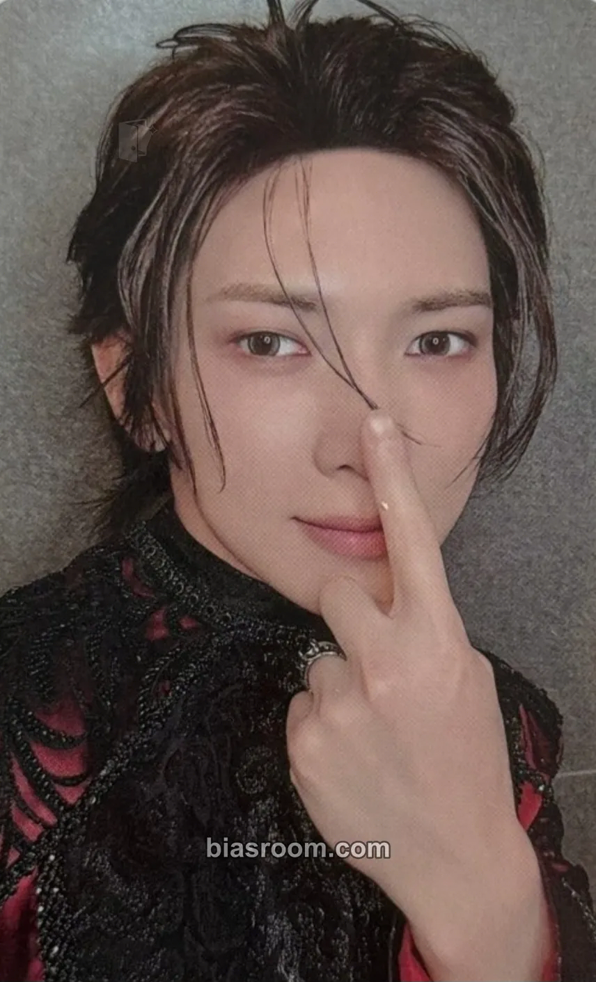 Yeosang In Your Fantasy World Tour 2025 - 2026 Photocard - ATEEZ - ATEEZ K-pop photocard