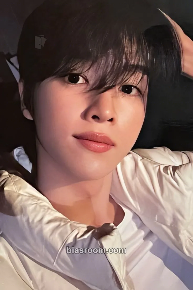 Sungchan Odyssey Photocard - RIIZE - RIIZE K-pop photocard