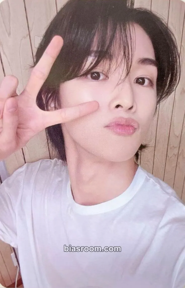 Sungchan Odyssey Photocard - RIIZE - RIIZE K-pop photocard