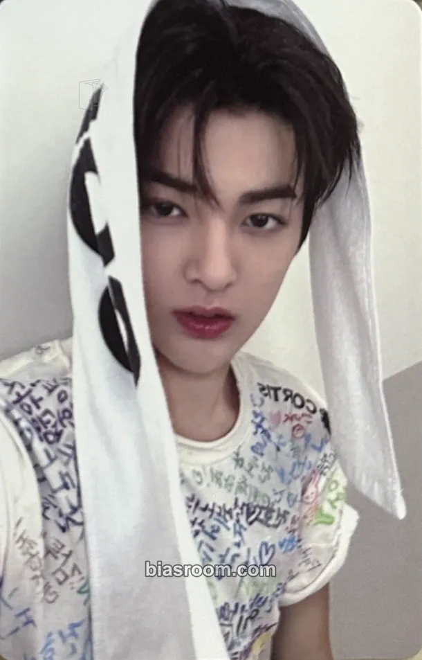 Keonho COLOR OUTSIDE THE LINES Photocard - CORTIS - CORTIS K-pop photocard