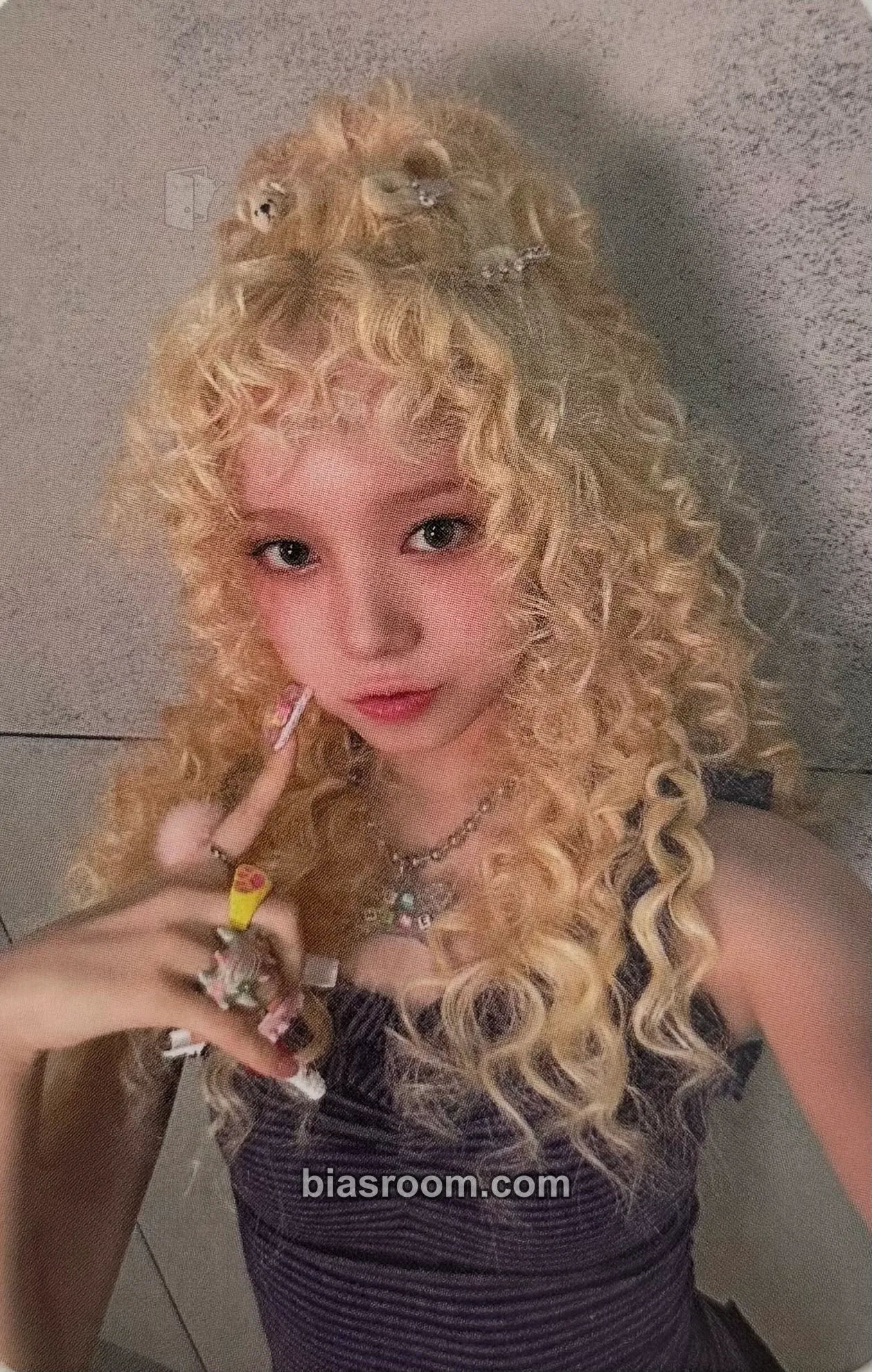 Mia F Girl Photocard - Baby DONT Cry - Baby DONT Cry K-pop photocard