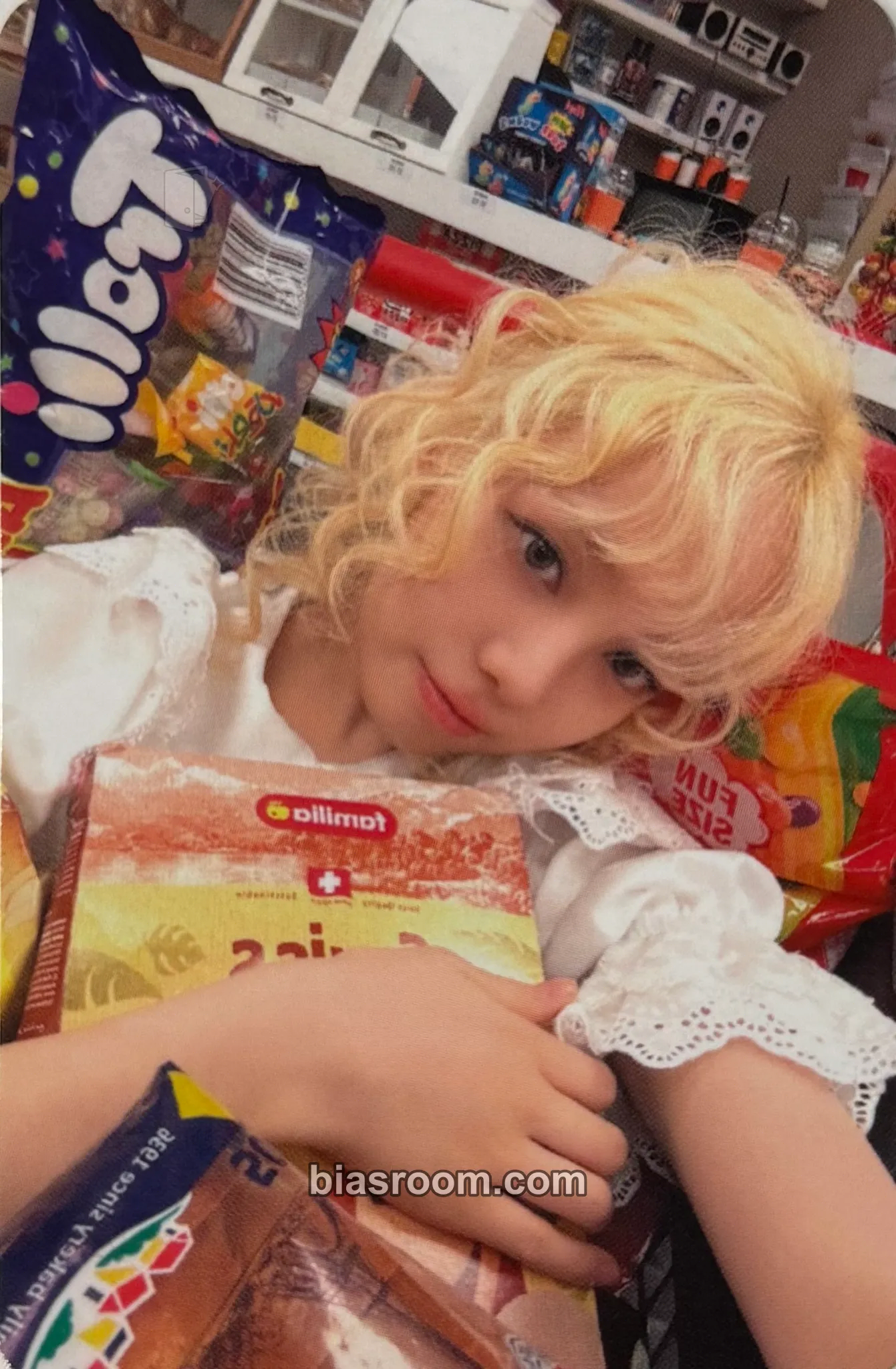 Mia F Girl Photocard - Baby DONT Cry - Baby DONT Cry K-pop photocard