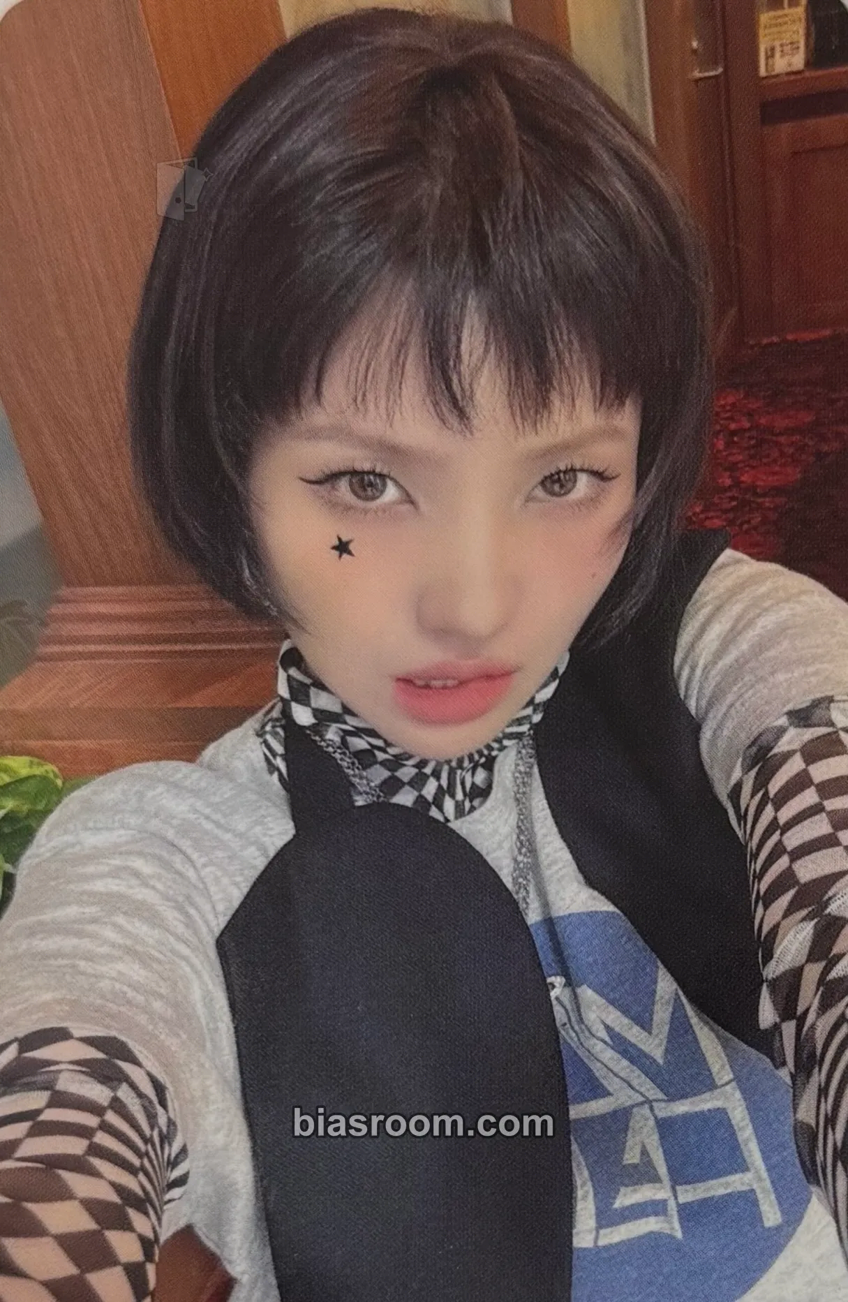 Soyeon i-dle Photocard - i-dle K-pop photocard