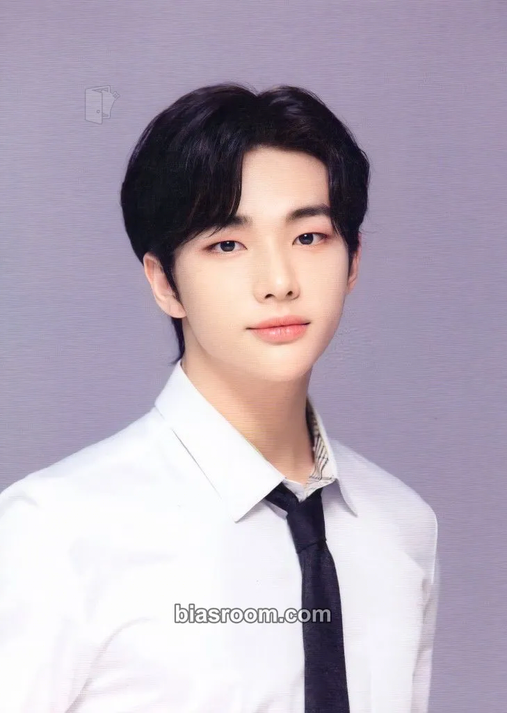 Hyunjin 'Stay in Playground' Second Photobook Photocard - Stray Kids - Stray Kids K-pop photocard