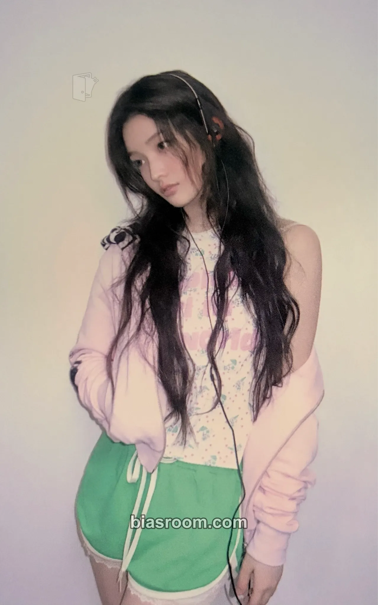 Iroha Toki Yo Tomare Photocard - ILLIT - ILLIT K-pop photocard