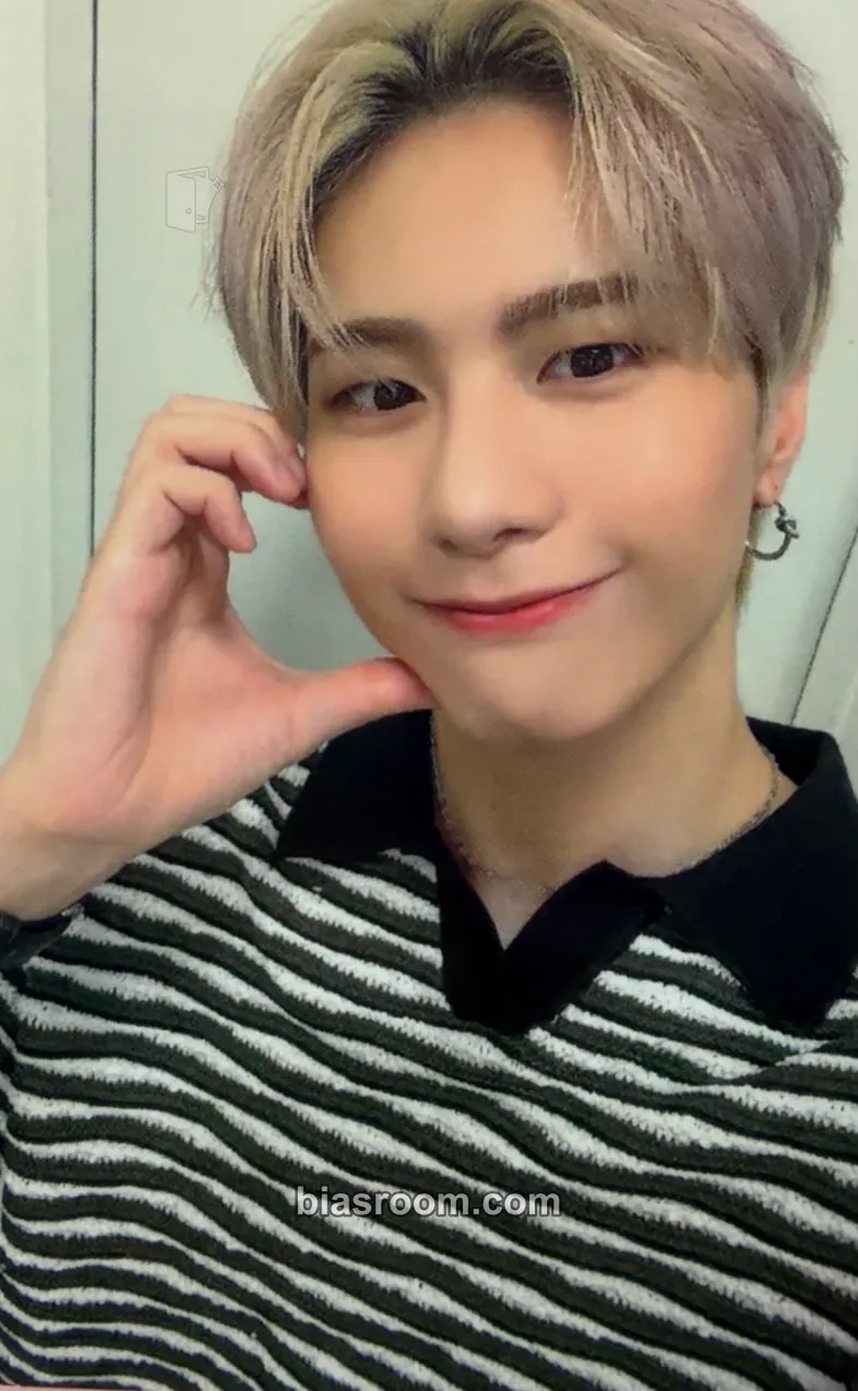 Seungsik Chaos Photocard - VICTON - VICTON K-pop photocard