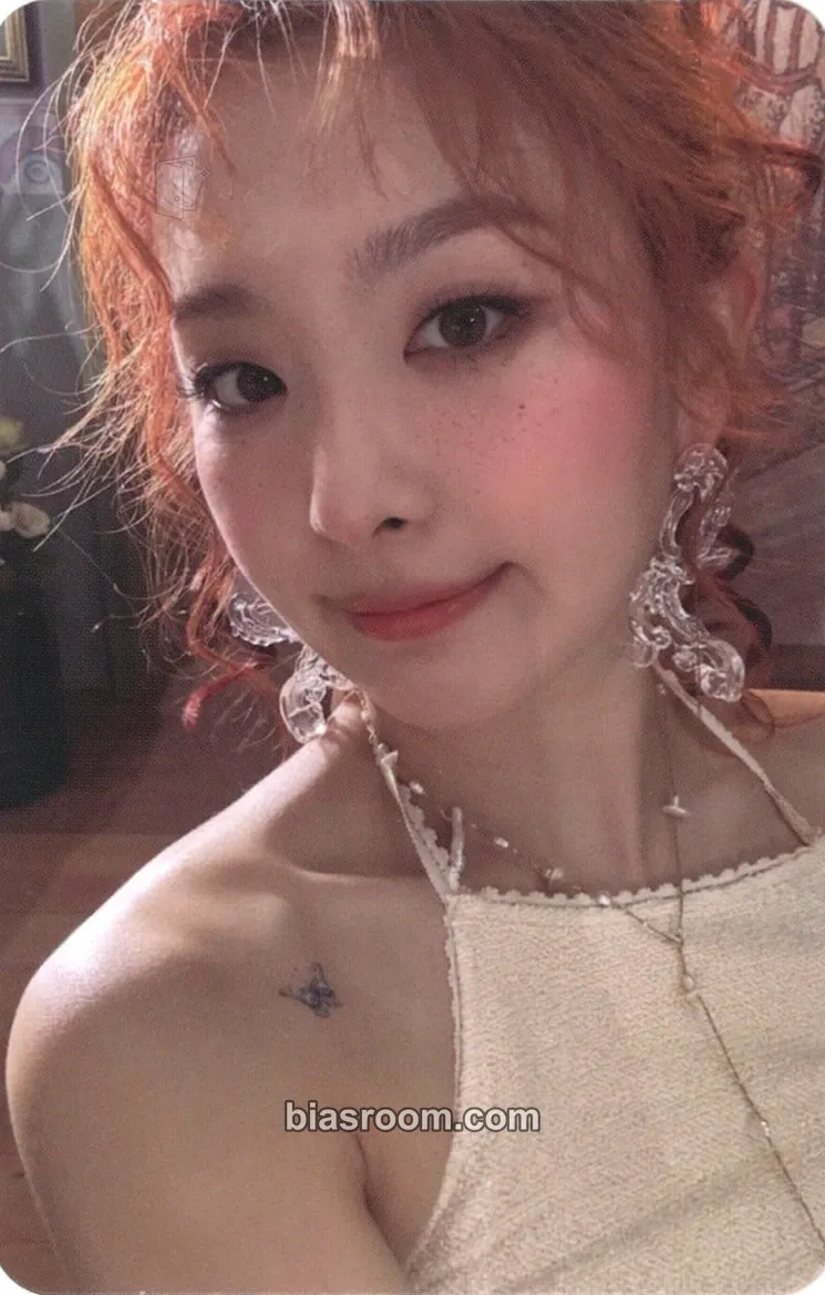 Seulgi Cosmic Photocard - Red Velvet - Red Velvet K-pop photocard