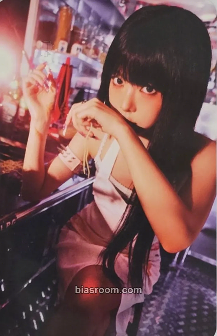 Hong Eunchae SPAGHETTI Photocard - LE SSERAFIM - LE SSERAFIM K-pop photocard