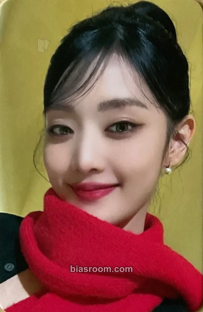 Minnie 2 Photocard - i-dle - i-dle K-pop photocard