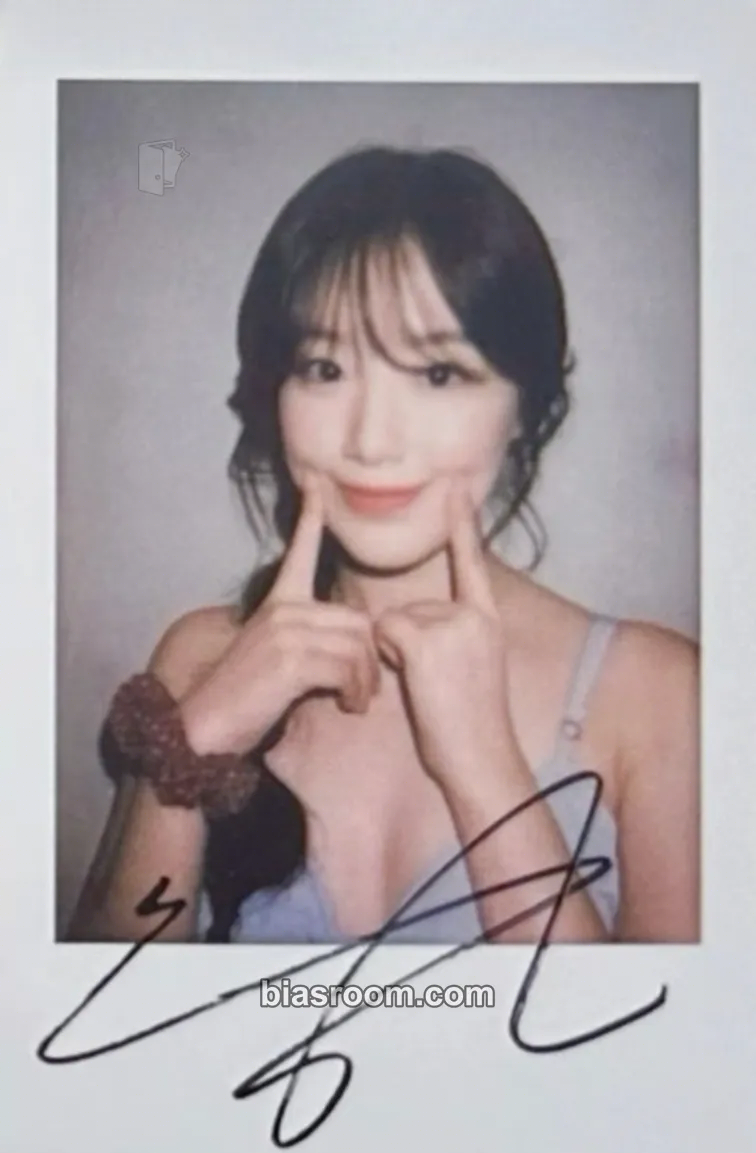 Shuhua 2 Photocard - i-dle - i-dle K-pop photocard
