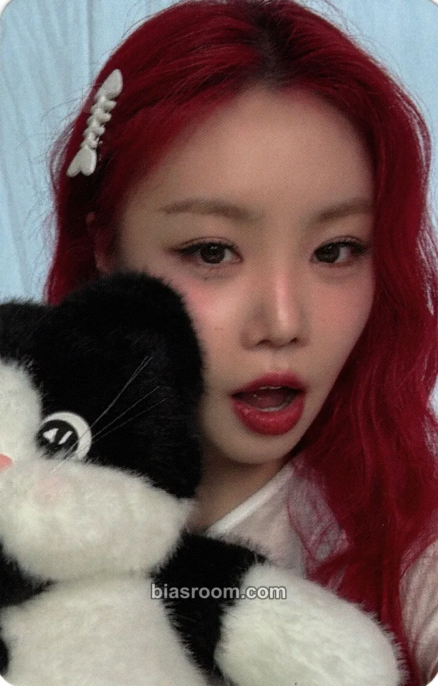 Soojin BADITUDE Photocard - Soojin K-pop photocard