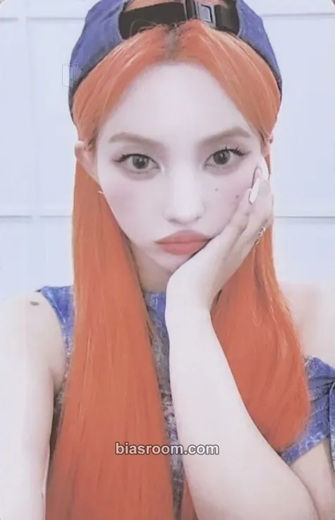Soyeon 2 Photocard - i-dle - i-dle K-pop photocard