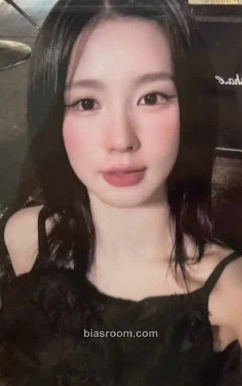 Miyeon 2 Photocard - i-dle - i-dle K-pop photocard