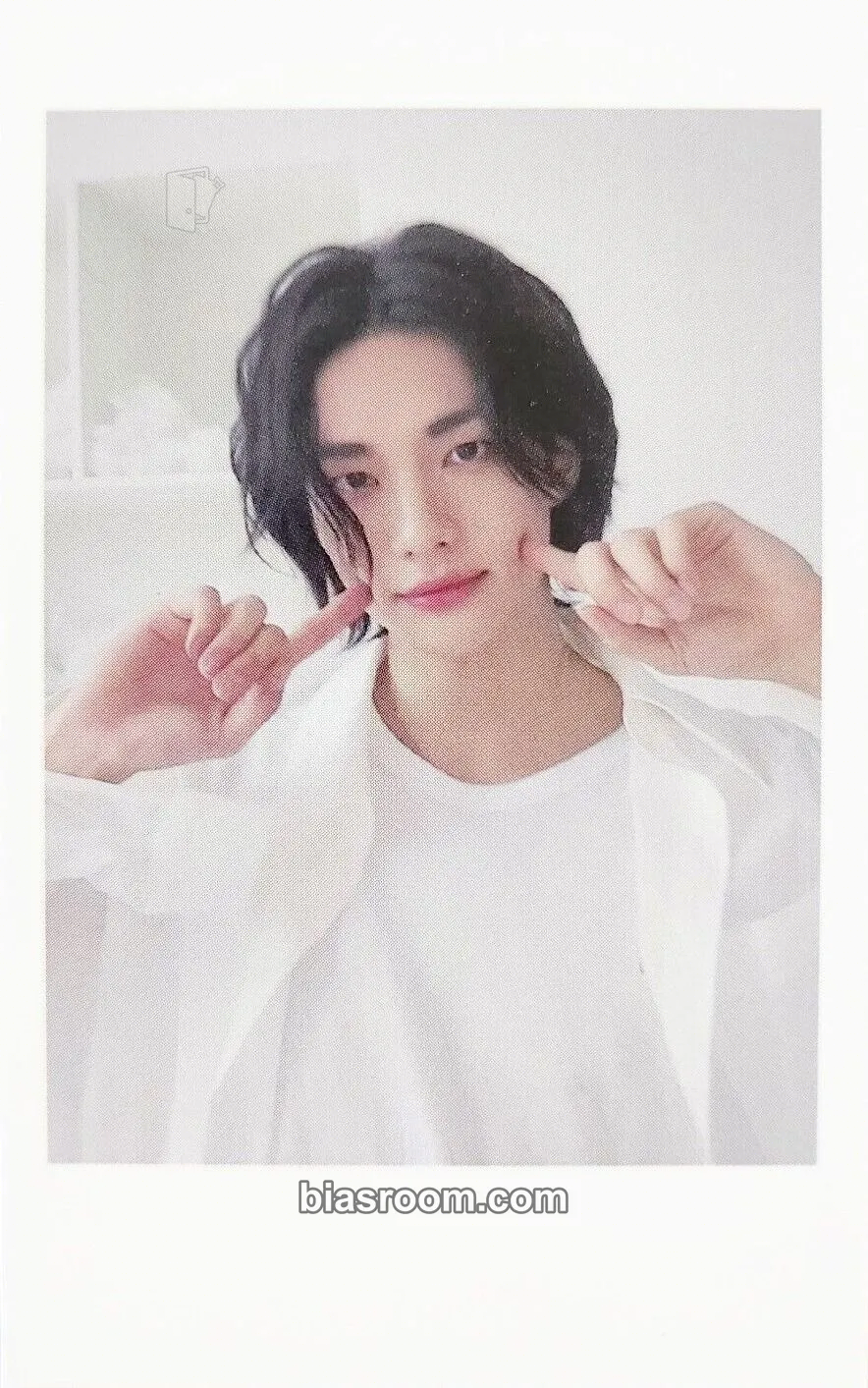 Hyunjin 2024 Season's Greetings - Perfect Day with SKZ Photocard - Stray Kids - Stray Kids K-pop photocard
