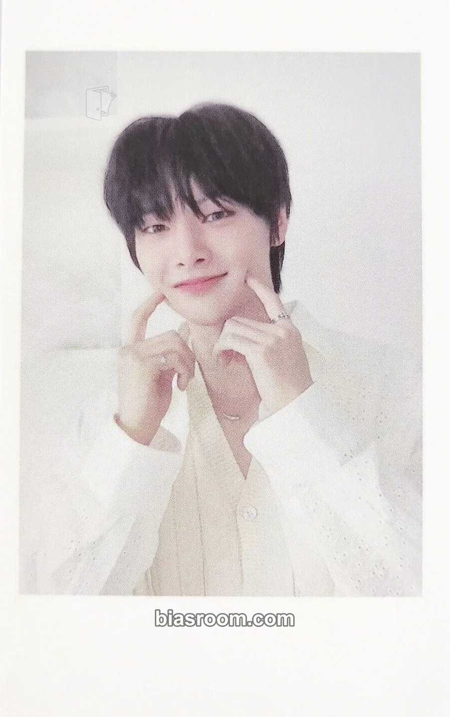 I.N 2024 Season's Greetings - Perfect Day with SKZ Photocard - Stray Kids - Stray Kids K-pop photocard