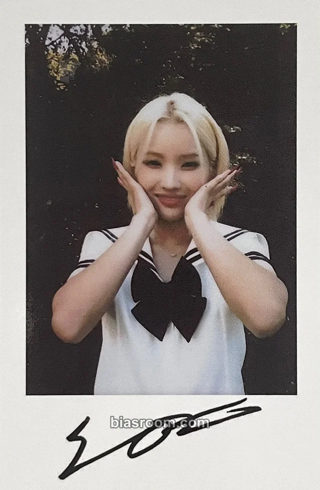 i-dle - Soyeon - Minidle MD Other minidle merch photocard polaroid