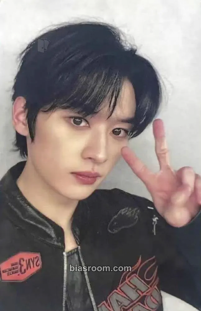 Lee Know Rock-Star Photocard - Stray Kids - Stray Kids K-pop photocard