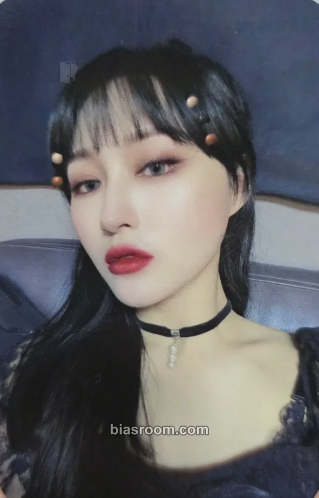 Dreamcatcher - Siyeon - Dystopia: The Tree of Language Album fansign round 1