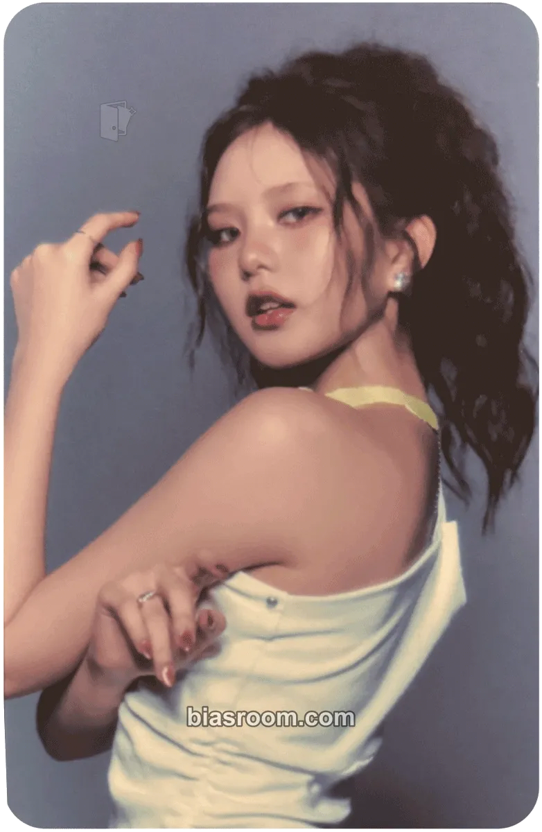 LingLing BANG BANG! Photocard - Kiiras - Kiiras K-pop photocard