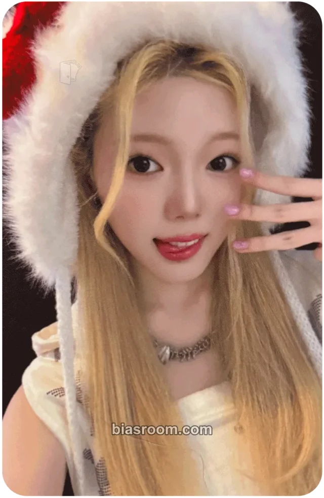 Kiiras - Doyeon - BANG BANG! Album makestar pre-order benefit (pob) ribbon cat version