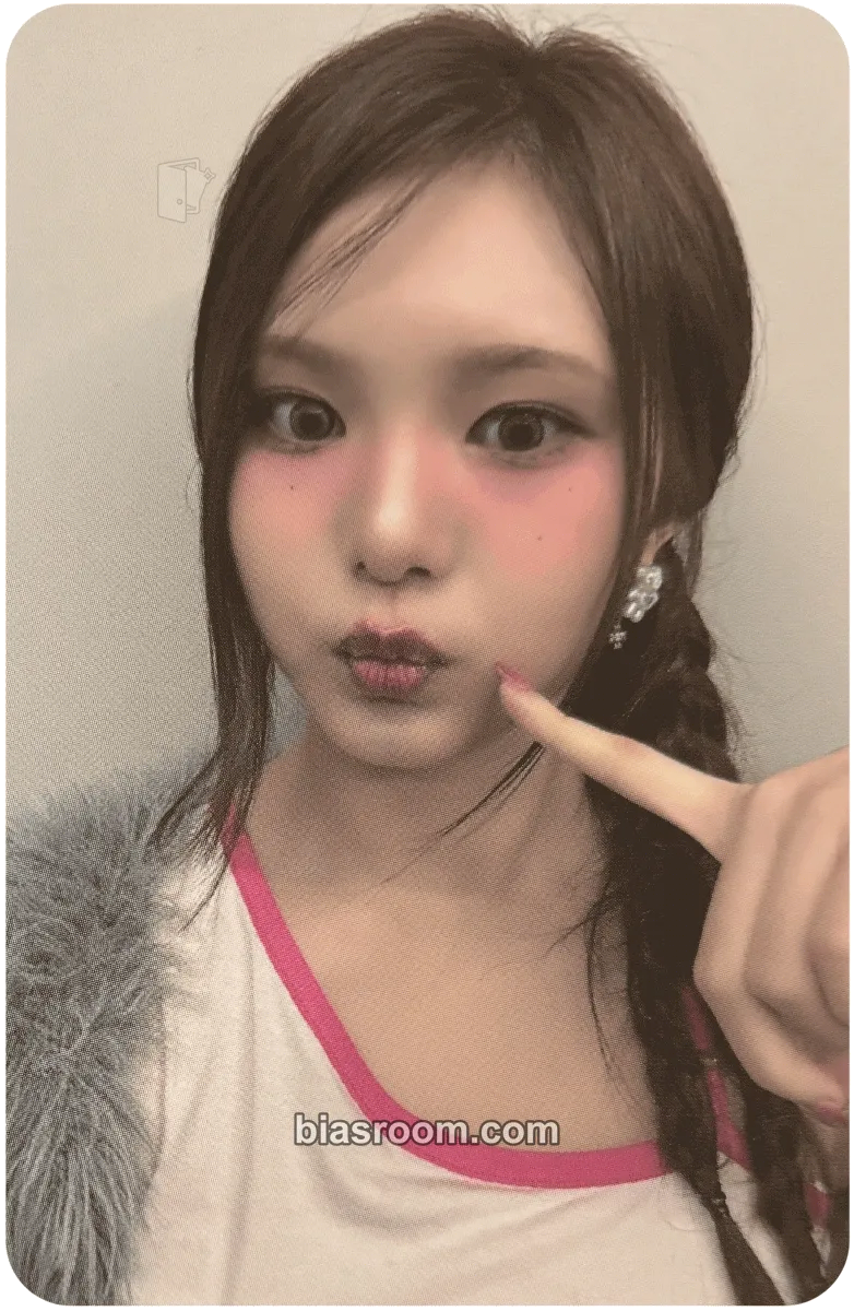 LingLing BANG BANG! Photocard - Kiiras - Kiiras K-pop photocard