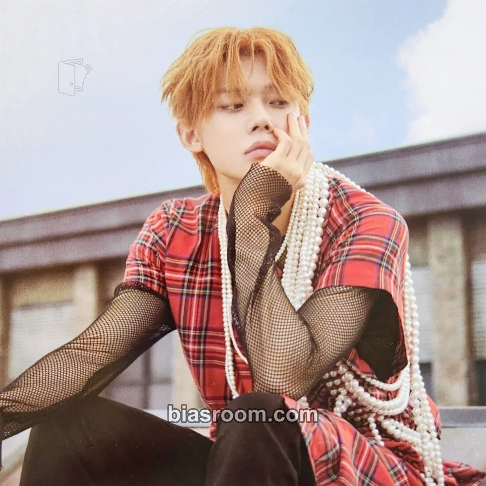Yeonjun The Name Chapter: Freefall Photocard - TOMORROW X TOGETHER - TOMORROW X TOGETHER K-pop photocard