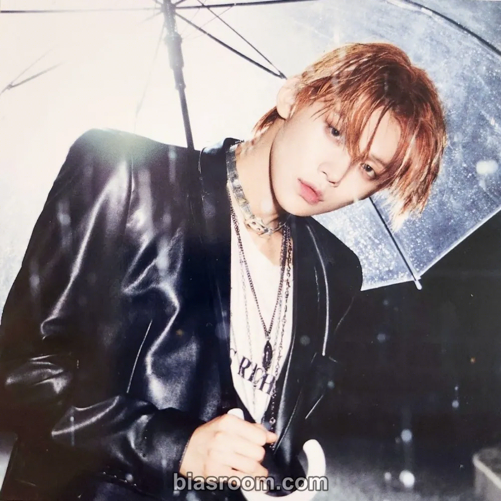 Yeonjun The Name Chapter: Freefall Photocard - TOMORROW X TOGETHER - TOMORROW X TOGETHER K-pop photocard