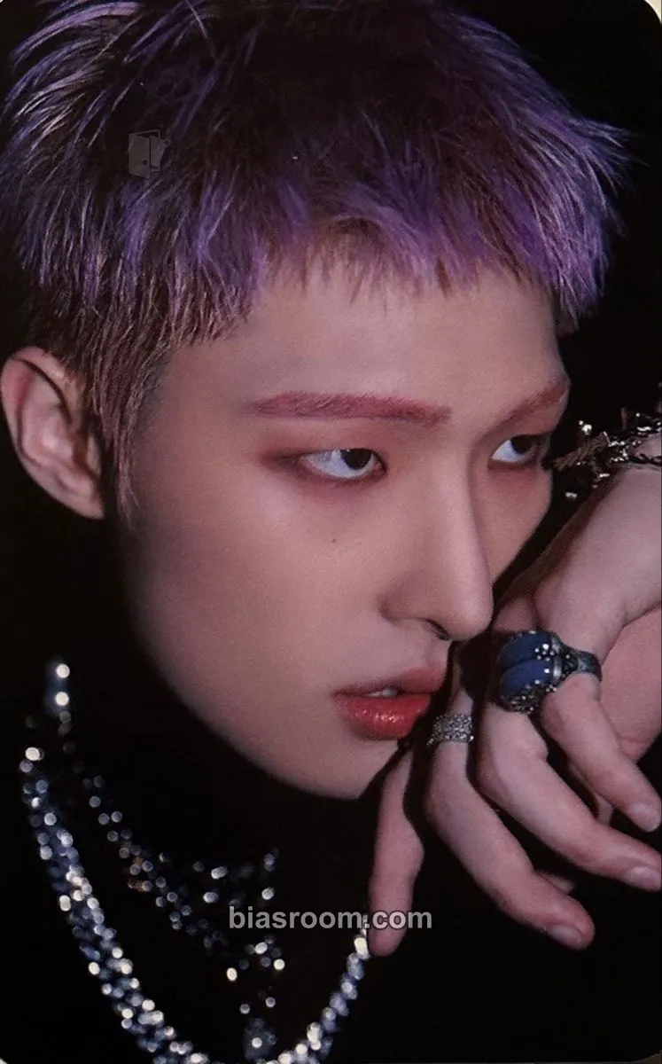 Mingi THE WORLD EP.2 : OUTLAW Photocard - ATEEZ - ATEEZ K-pop photocard