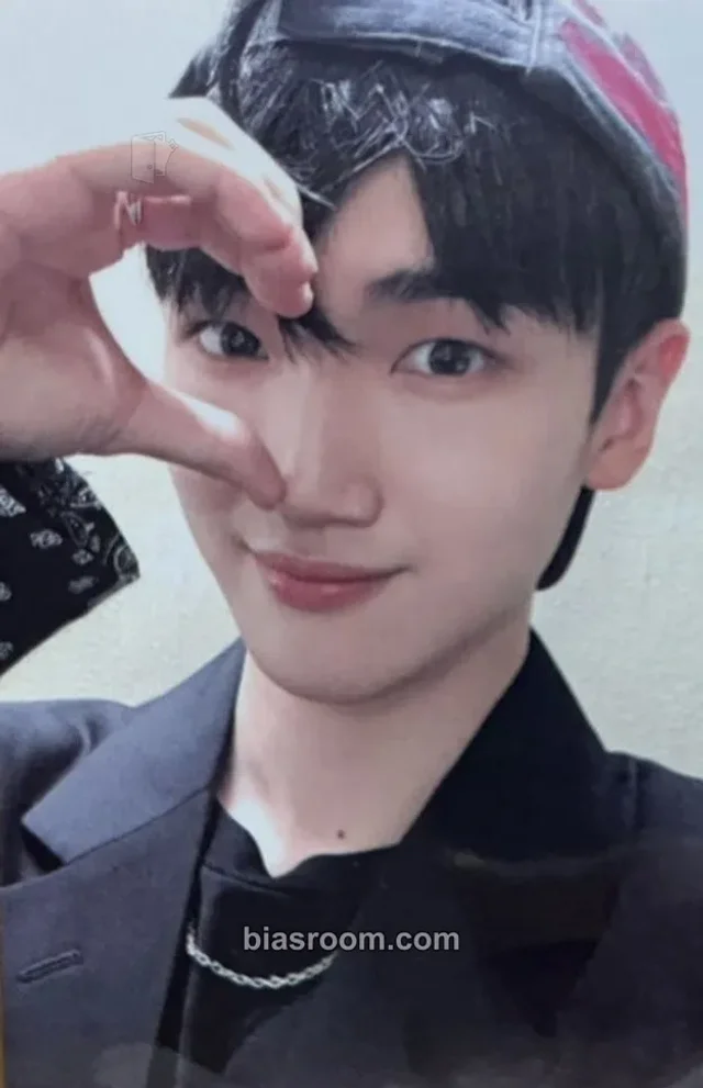 ATBO - Kim Yeonkyu - The Beginning : 開花 Album album photocard monochrome version