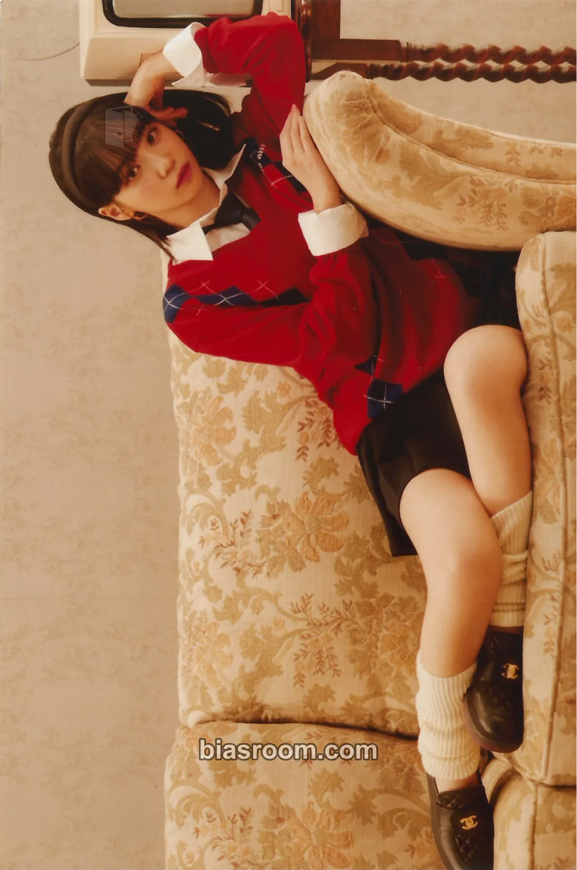 Kim Chaewon Hybe Insight: The Daydream Believers Photocard - LE SSERAFIM - LE SSERAFIM K-pop photocard