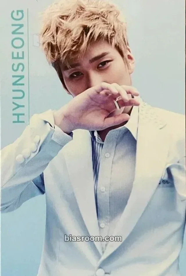 BOYFRIEND - Hyunseong - Love Style Album album photocard