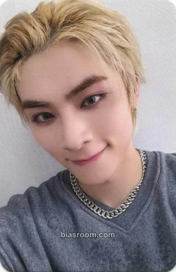 Xiaojun Give Me That Photocard - WayV - WayV K-pop photocard