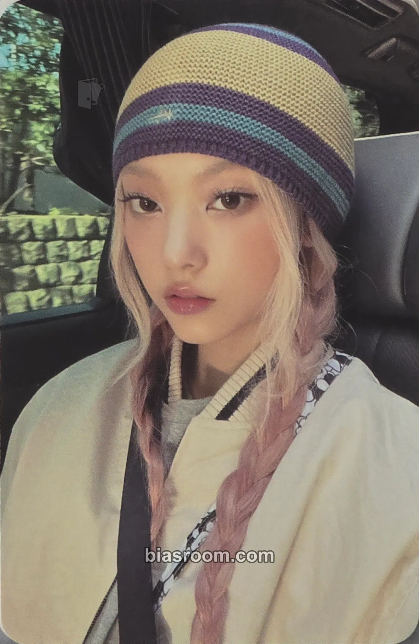 Haerin Supernatural Photocard - NewJeans - NewJeans K-pop photocard