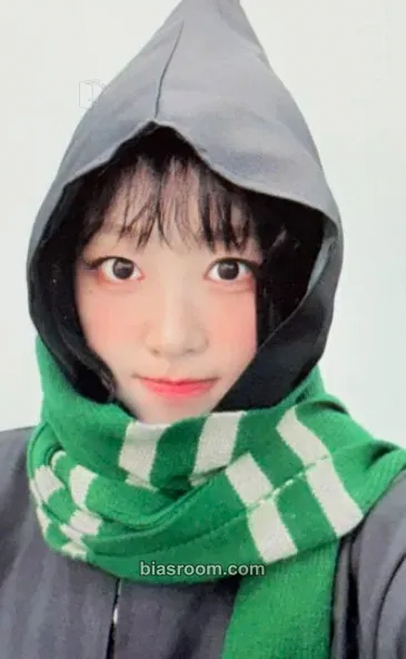 Yves Soft error Photocard - Yves - Yves K-pop photocard