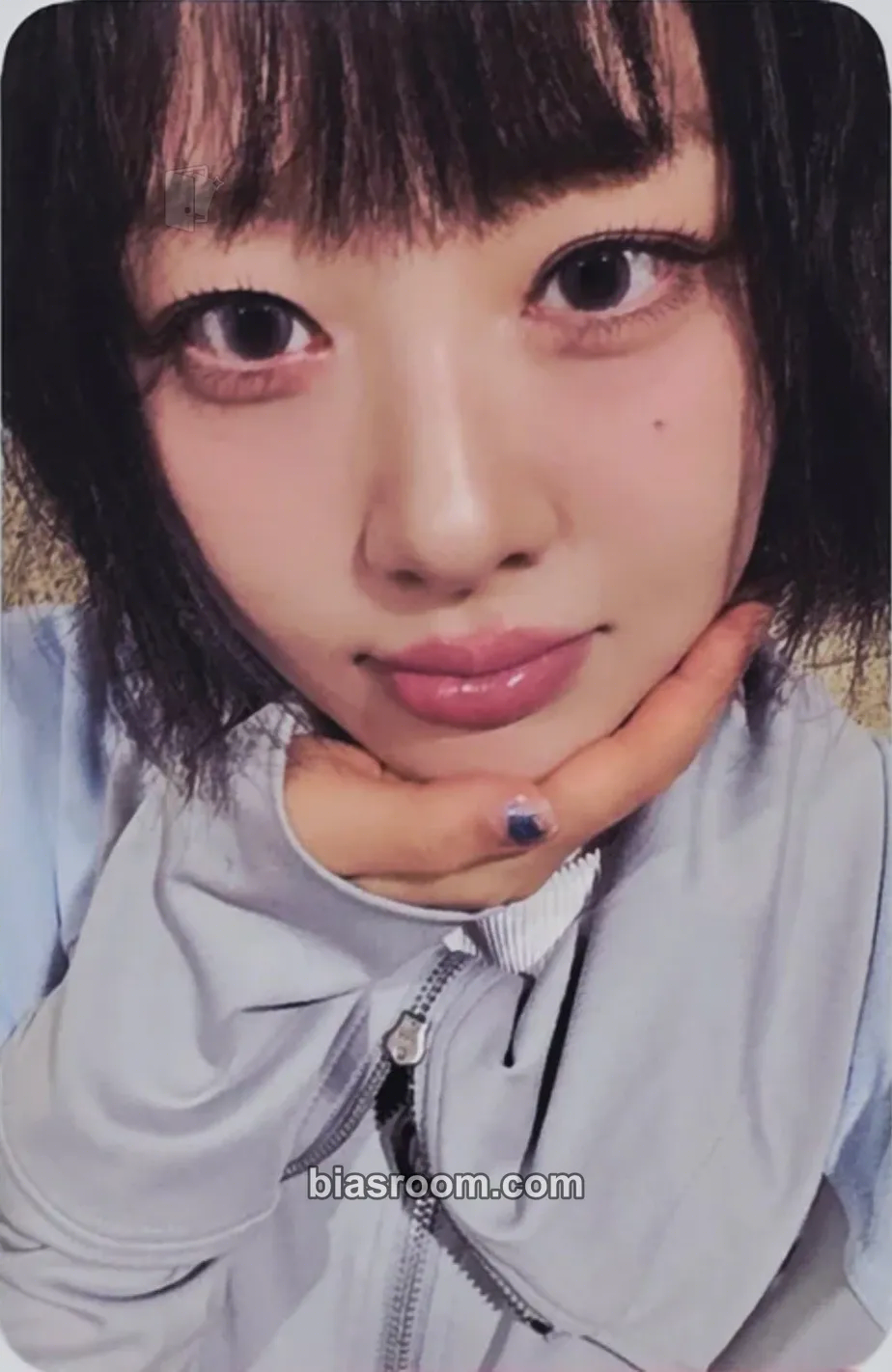 Yves Soft error Photocard - Yves - Yves K-pop photocard