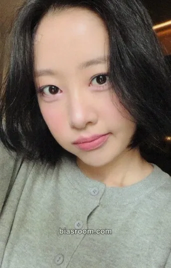 Yves Soft error Photocard - Yves - Yves K-pop photocard