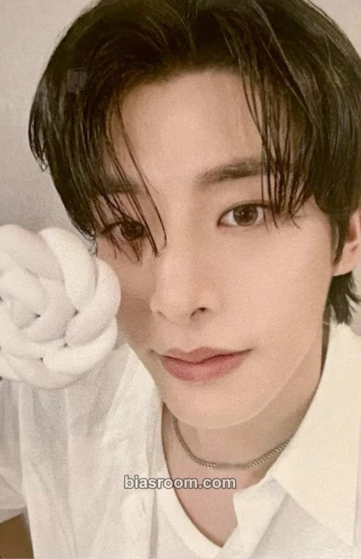 Jake ROMANCE: UNTOLD Photocard - ENHYPEN - ENHYPEN K-pop photocard