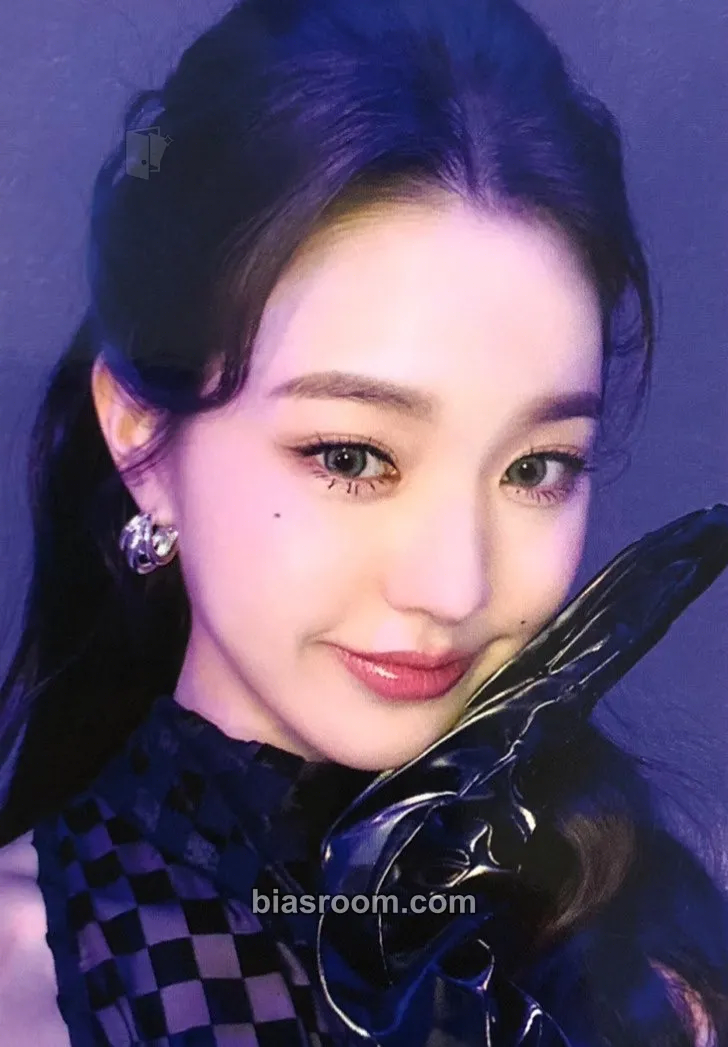 Wonyoung ELEVEN Photocard - IVE - IVE K-pop photocard