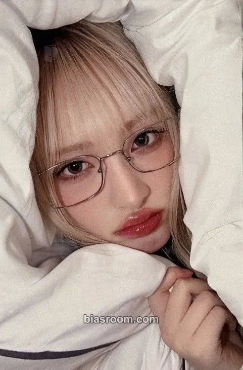 Liz IVE EMPATHY Photocard - IVE - IVE K-pop photocard