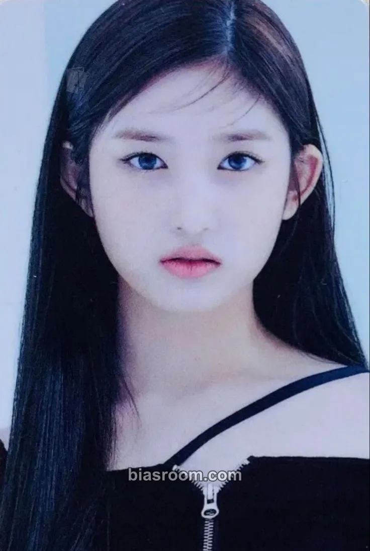 Leeseo ELEVEN Photocard - IVE - IVE K-pop photocard