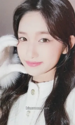 Leeseo ELEVEN Photocard - IVE - IVE K-pop photocard