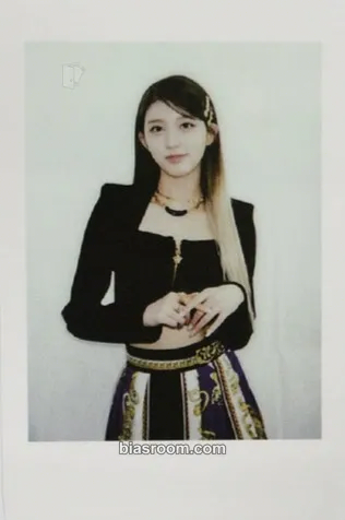 Gaeul ELEVEN Photocard - IVE - IVE K-pop photocard