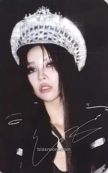 Soyeon 2 Photocard - i-dle - i-dle K-pop photocard