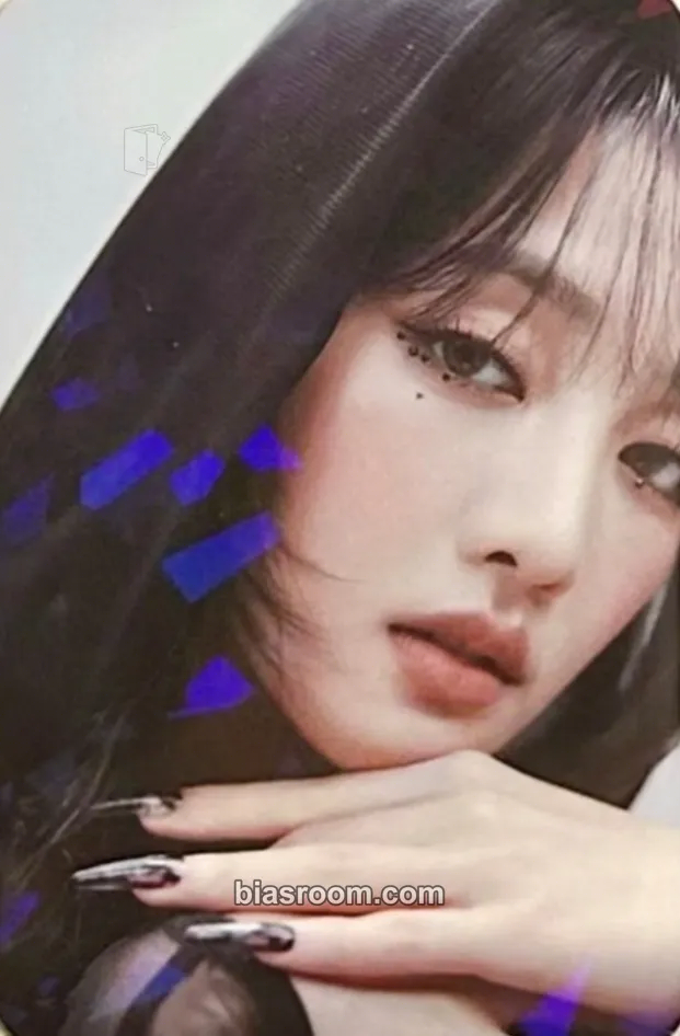Minnie 2 Photocard - i-dle - i-dle K-pop photocard