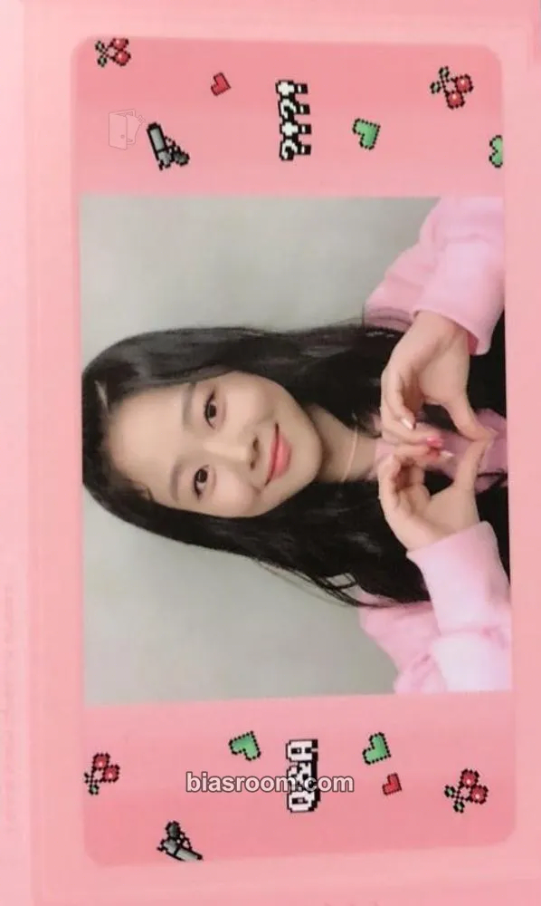 Chaerin Let’s Play Cherry Bullet Photocard - Cherry Bullet - Cherry Bullet K-pop photocard