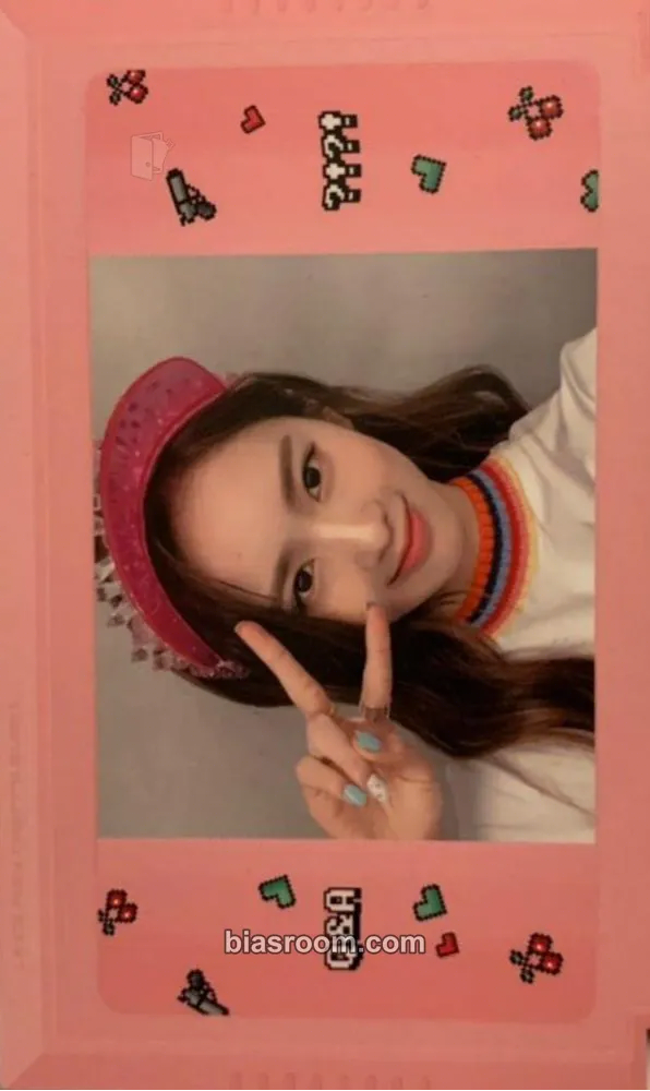 May Let’s Play Cherry Bullet Photocard - Cherry Bullet - Cherry Bullet K-pop photocard