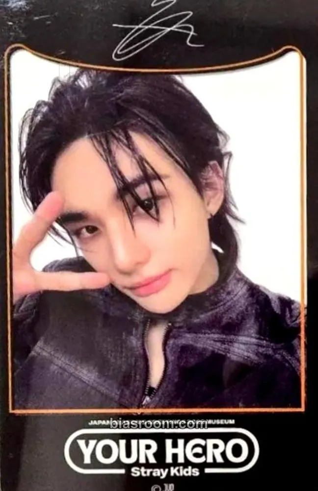 Hyunjin 2025 Japan Season's Greetings - Your Hero Photocard - Stray Kids - Stray Kids K-pop photocard