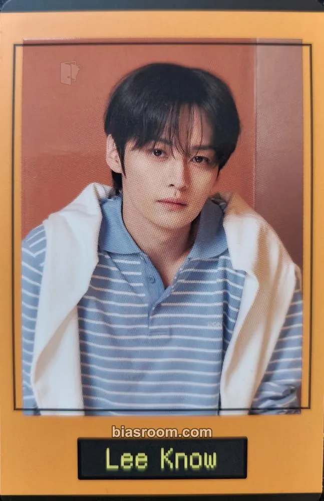 Lee Know 2025 Japan Season's Greetings - Your Hero Photocard - Stray Kids - Stray Kids K-pop photocard