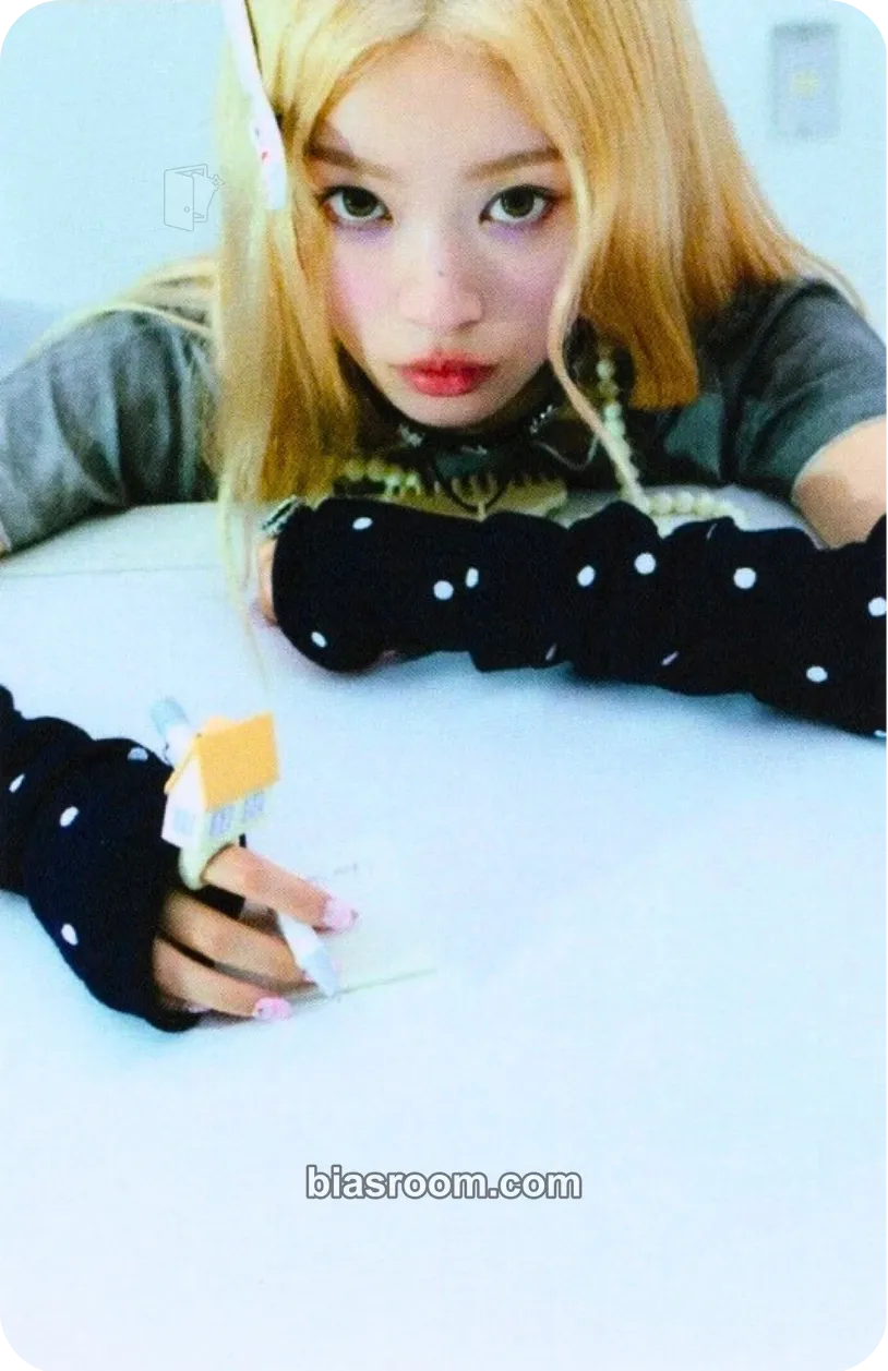 Moka NOT CUTE ANYMORE Photocard - ILLIT - ILLIT K-pop photocard
